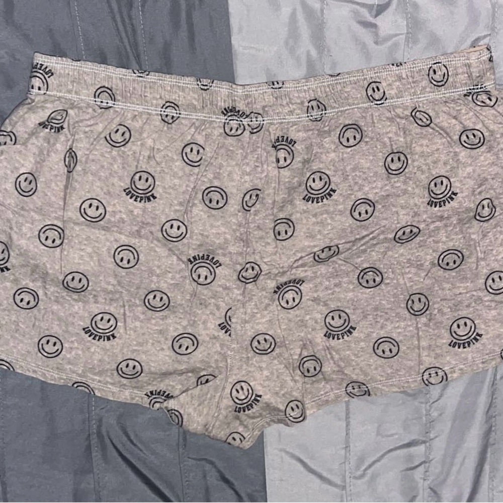 PINK Victoria's Secret Gray Smiley Face Shorts